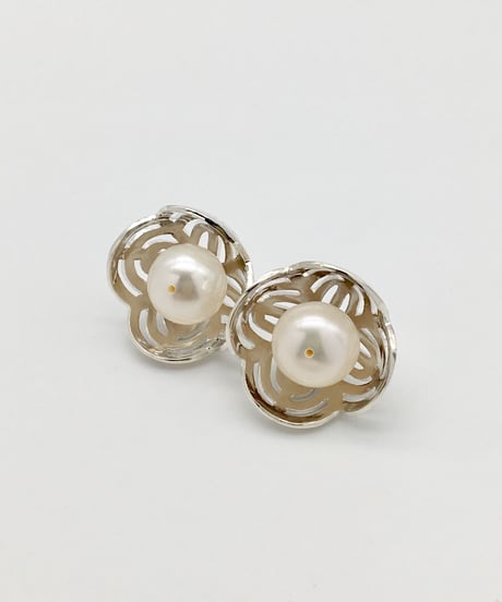 パールピアス