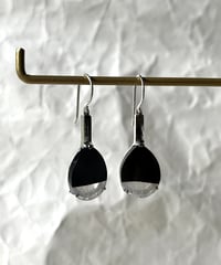 オニキスのピアス