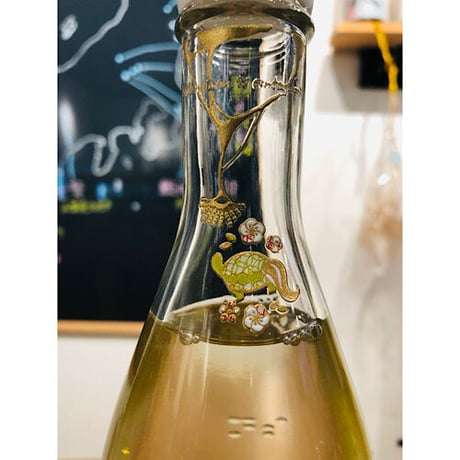 お正月限定神蔵純金箔入り大吟醸酒　720ml