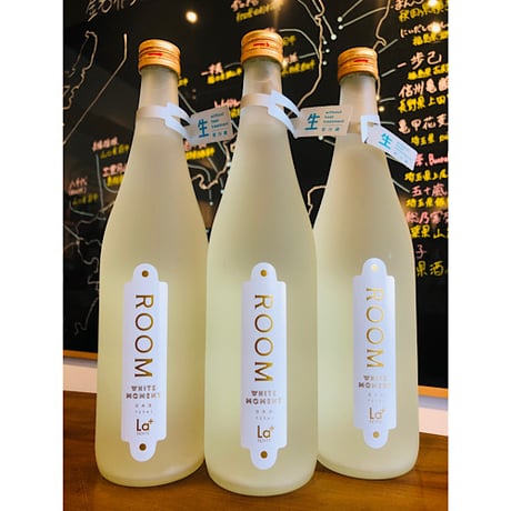 ROOM WHITE  MOMENT山田錦おりがらみ生　720ml