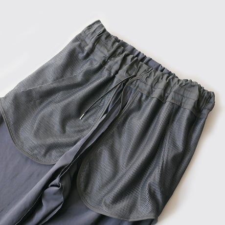 NO CONTROL AIR ｜ノーコントロールエアー｜強撚ポリエステル・ストレッチポプリンテーパードパンツ｜NAVY｜AR-NC064PF