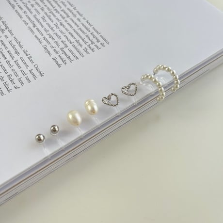 heat&pearl earrings 4set