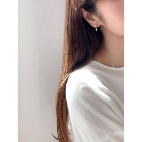 petit swing pearl earring ｜2color