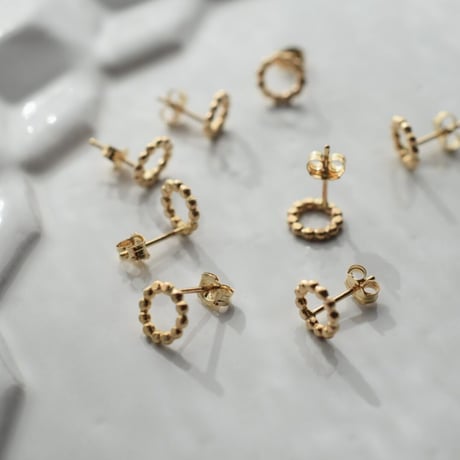 14kgf　フラットドットリングスタッドピアス