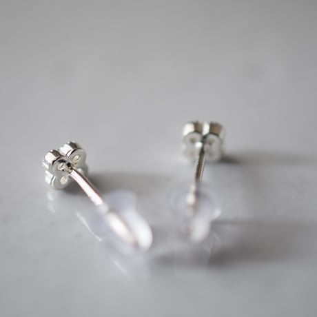 silver925 プチクローバージルコニアピアス