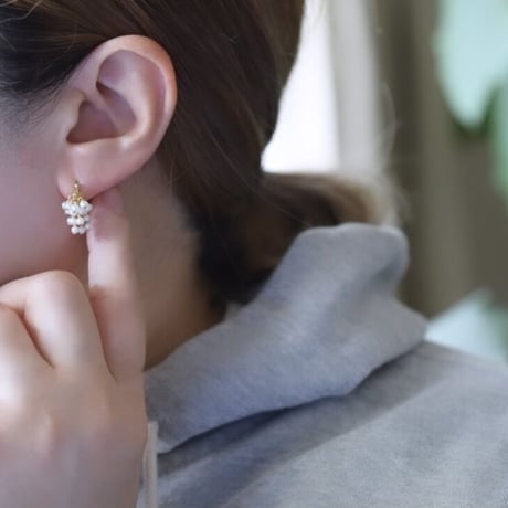 14kgf  つぶつぶパール片耳ピアス