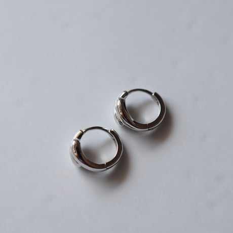silver925 ぷっくりデザインフープピアス