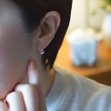 silver925 ぷっくりデザインフープピアス