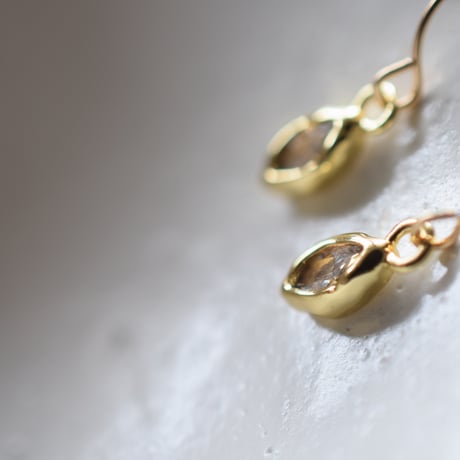 14kgf  枠留めジルコニアピアス