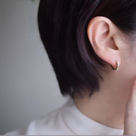 14kgf ジルコニアスタッズフープピアス
