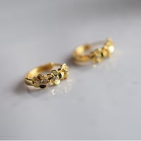 24kgf フラワーミニフープピアス