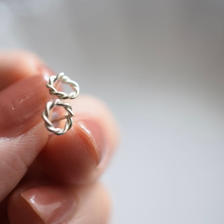 silver925 ミニねじりリングピアス