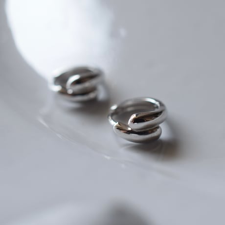 silver925 ぷっくりデザインフープピアス