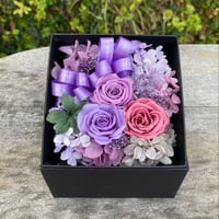 プリザーブドフラワー　ギフトBOX　(Purple)