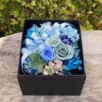 プリザーブドフラワー　ギフトBOX　(Blue)