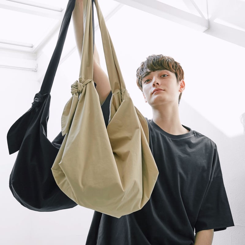 Hammock shoulder bag (Black) | Re: