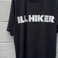 【池尻ハイキングクラブ】暖かくなって汗（ジル）をかきやすい季節ですねTシャツ  の黒