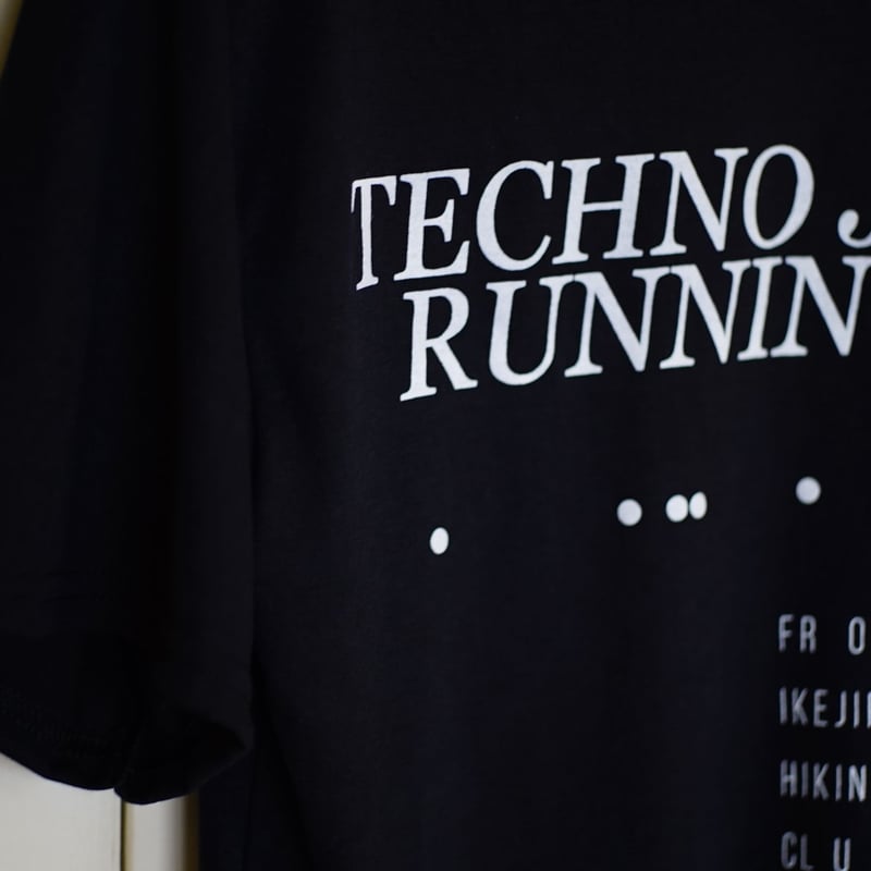 テクノジャンキーズランニングクラブ】Tシャツ | 池尻ハイキング通信 テクノジャンキーズランニングクラブ】Tシャツ | 池尻ハイキング通信