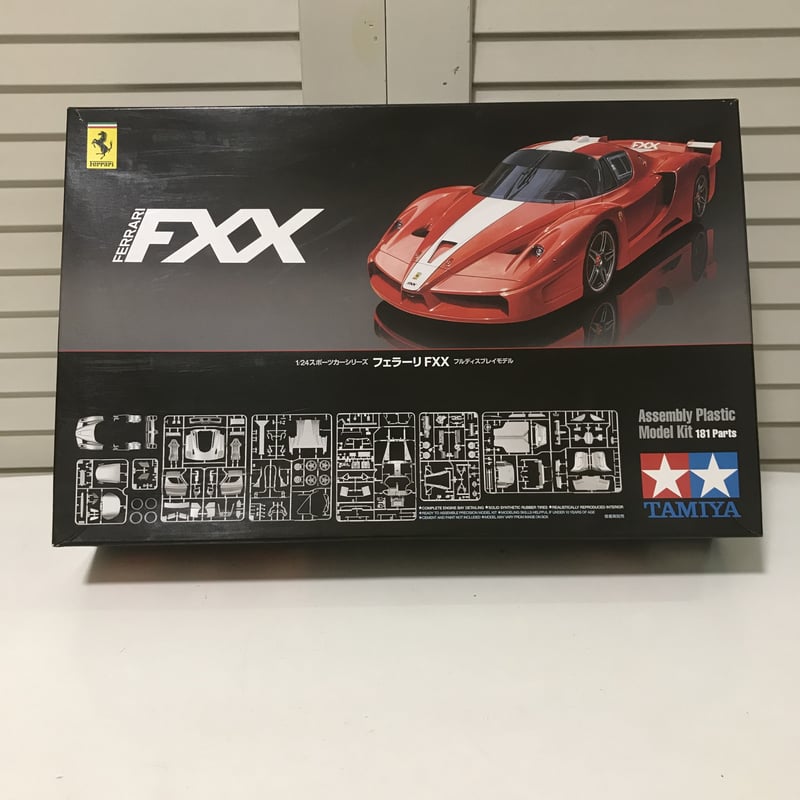 タミヤ 1/24 フェラーリ FXX