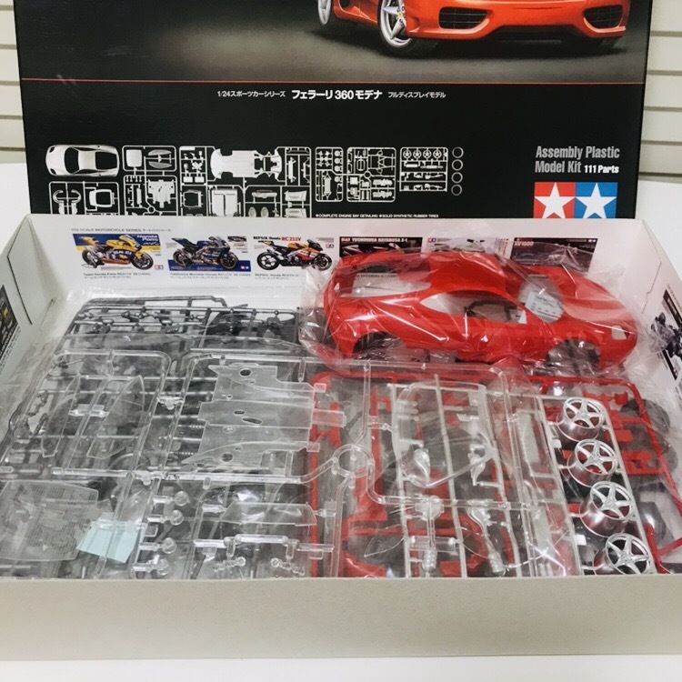 タミヤ模型 フェラーリ F360 モデナ 1/24 Ferrari 360 Modena