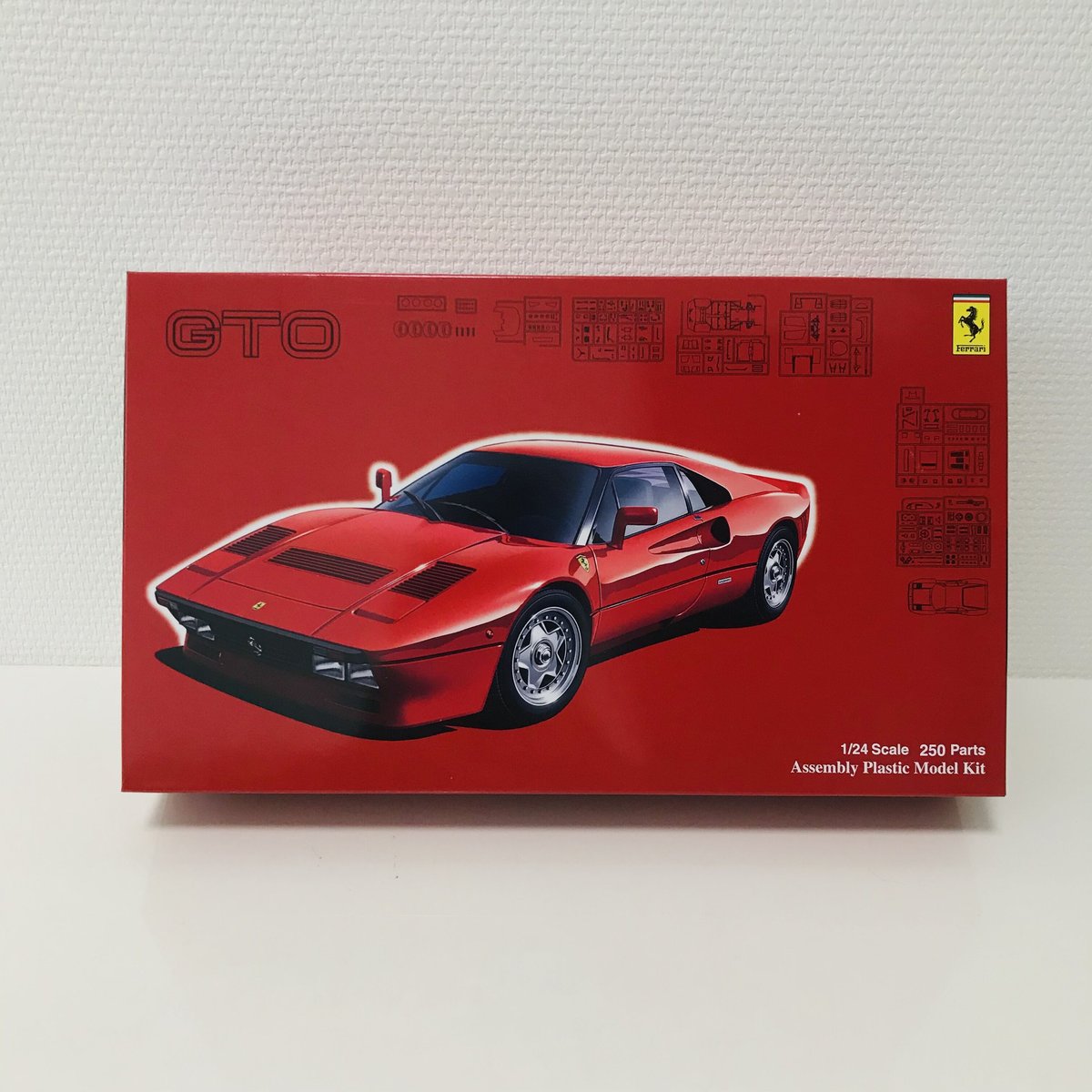1/24 フェラーリ•288GTO（カスタム品） Fujimi 1/24 Ferrari 288 GTO Plastic Model Kit with Etching