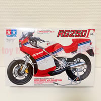 タミヤ模型 スズキ 隼 ハヤブサ GSX1300R 1/12 SUZUKI HAYABUSA