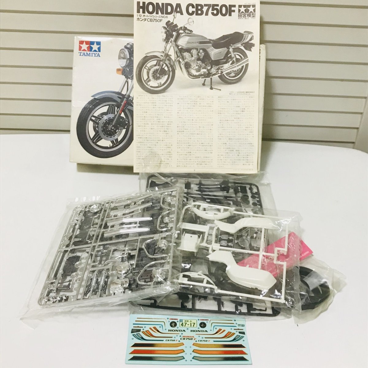 タミヤ模型 オートバイシリーズ ホンダ CB750F 1/12 HONDA タミヤ模型 オートバイシリーズ ホンダ CB750F 1/12 HONDA