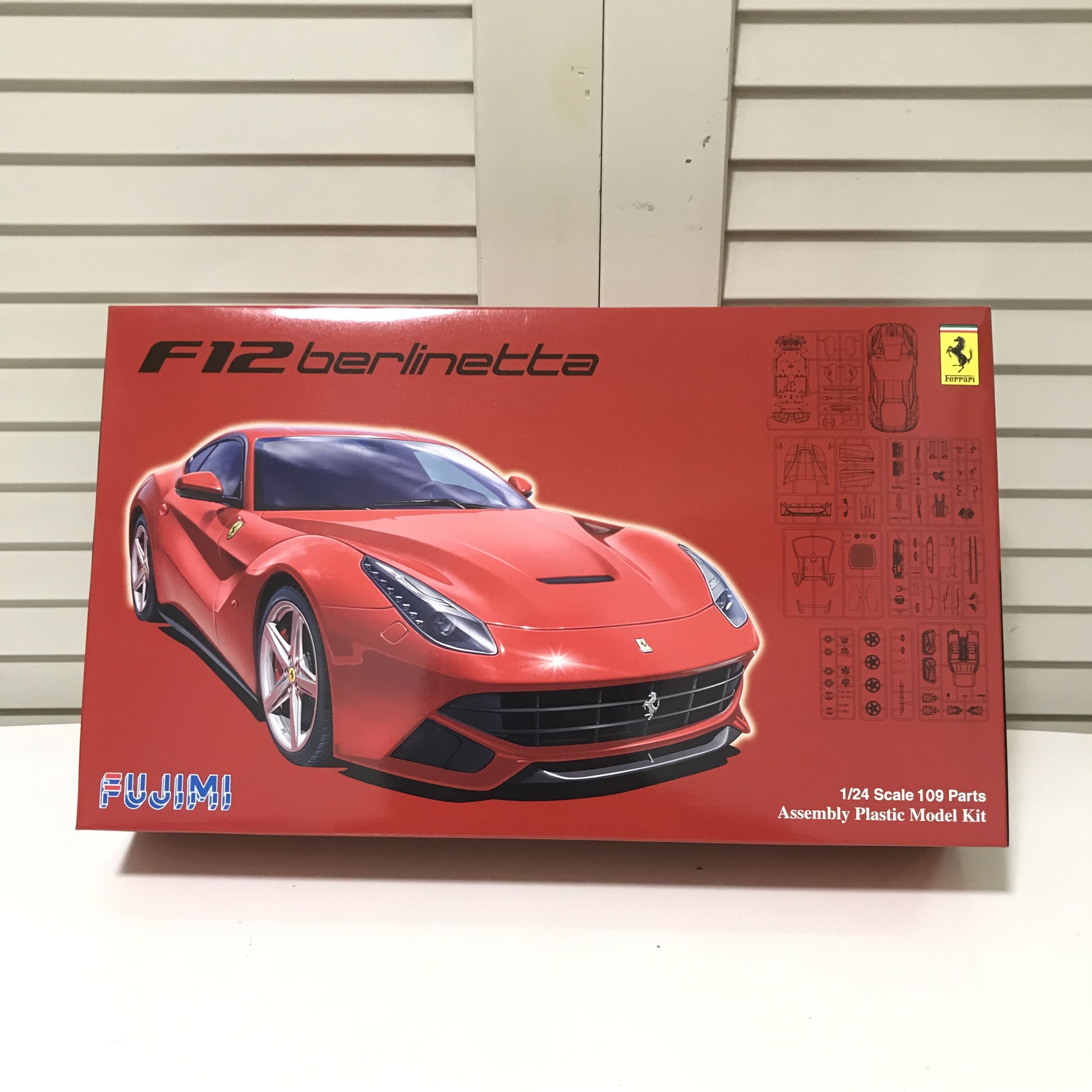絶版 フジミ フェラーリ F12 ベルリネッタ 1/24 berlinetta original