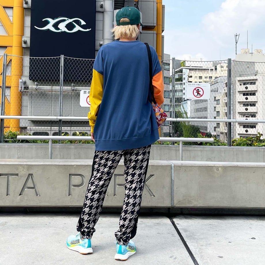 64d72b2c12e4fd00308593bc