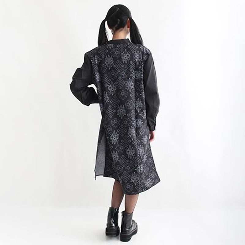 ドラッグハニー：ロゴ線画幾何学総柄シャツワンピ ❤︎ ドラッグハニー ドラハニ シャツ ワンピース 黒 ブラック くま 紫