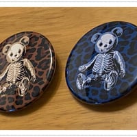ドラッグハニー　スケルトンベア　缶バッジ2個セット