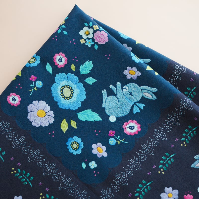 大判ハンカチ「万華鏡の国のうさぎ」 | spica-pika