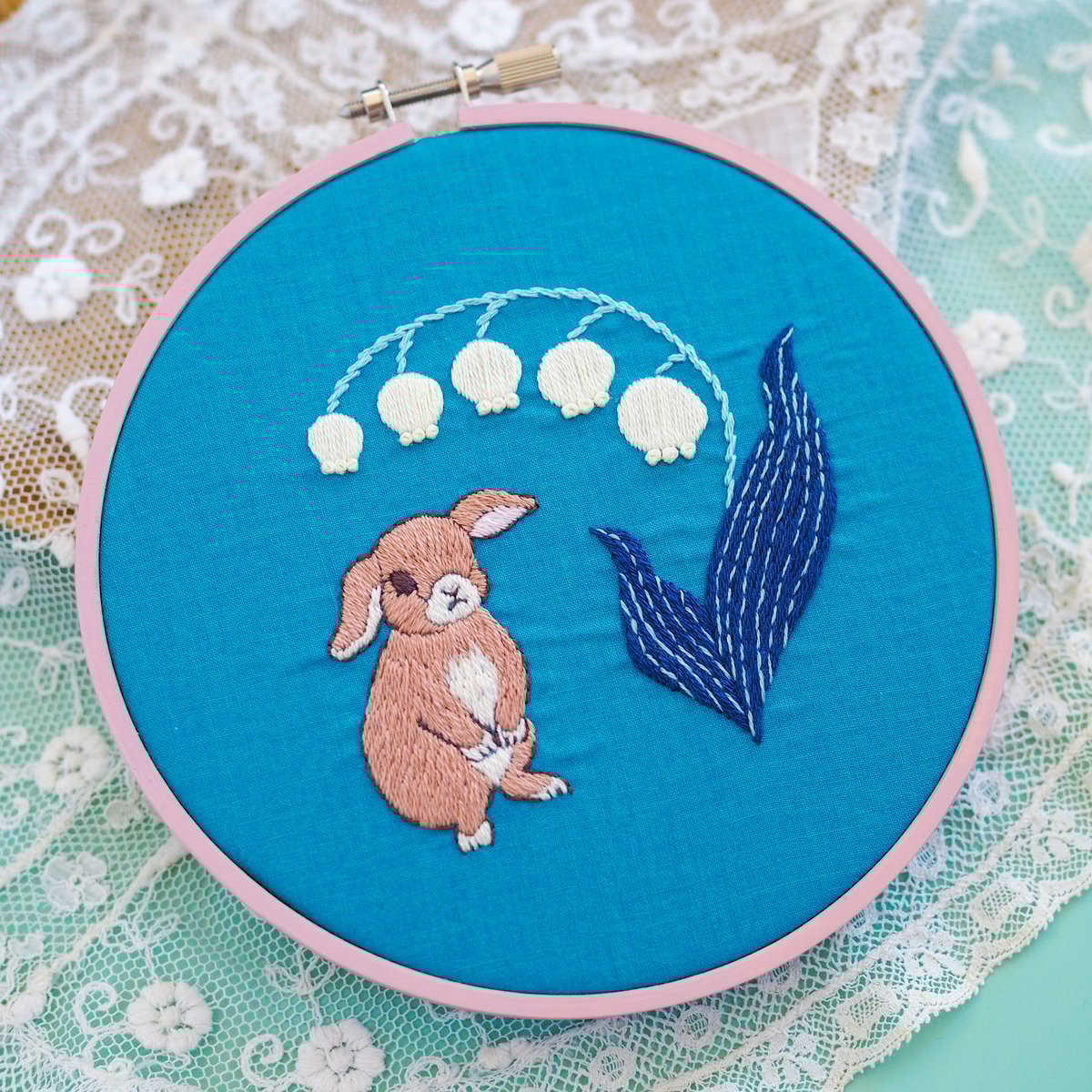 刺繍原画『スズランとうさぎ』 | spica-pika
