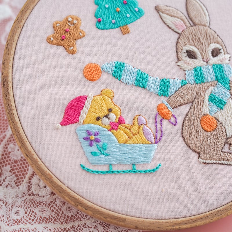 PDF刺繍図案「うさぎさんのクリスマス準備」 | spica-pika
