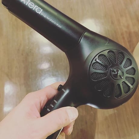 Xtera ピーアップテラヘルツドライヤー