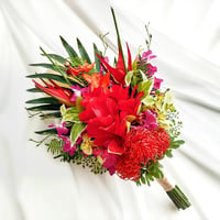 高級造花 ウェディングブーケ/赤 南国 リゾート ウェディングブーケ 生花に見える 造花 ブライダルブーケ ハワイアン 海外挙式 オーダーメイド ブライダルブーケ ブートニア付ブートニア