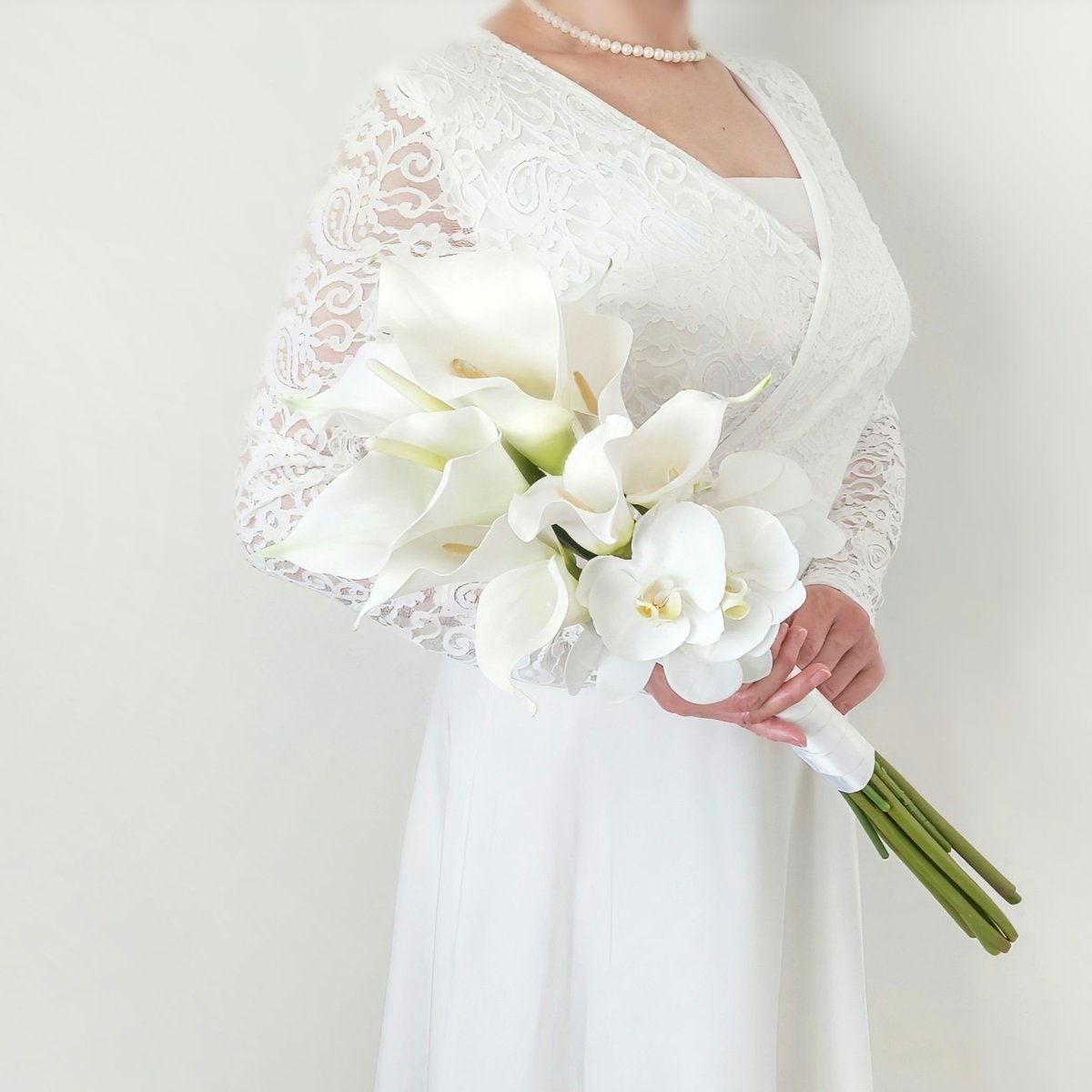 【特別価格】コチョウランのウェディングブーケ＆ブートニア 結婚式 前撮り オンライン限定》ウエディングブーケ＆ブートニアSET[WEB478] 胡蝶蘭