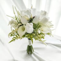 【生花に見える】 チューリップ 高級造花 ウェディングブーケ カラー 白 ウエディングブーケ クラッチブーケ ブートニア付 前撮り フォトウェディング 挙式 披露宴 海外挙式
