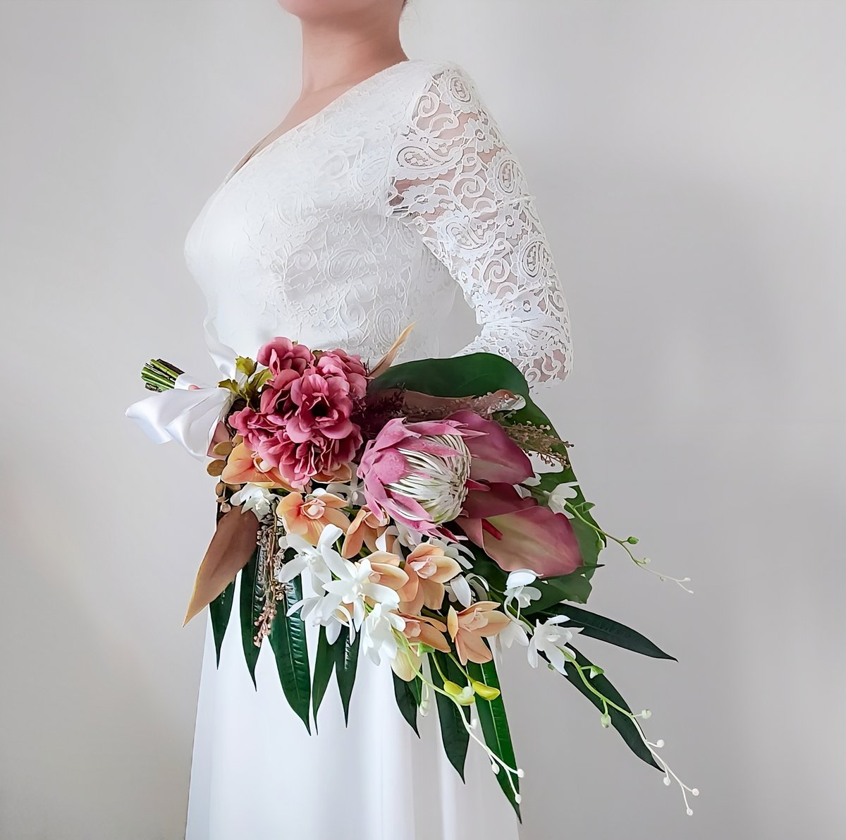 高級造花 ウェディングブーケ/くすみカラー プロテア 南国ブーケ