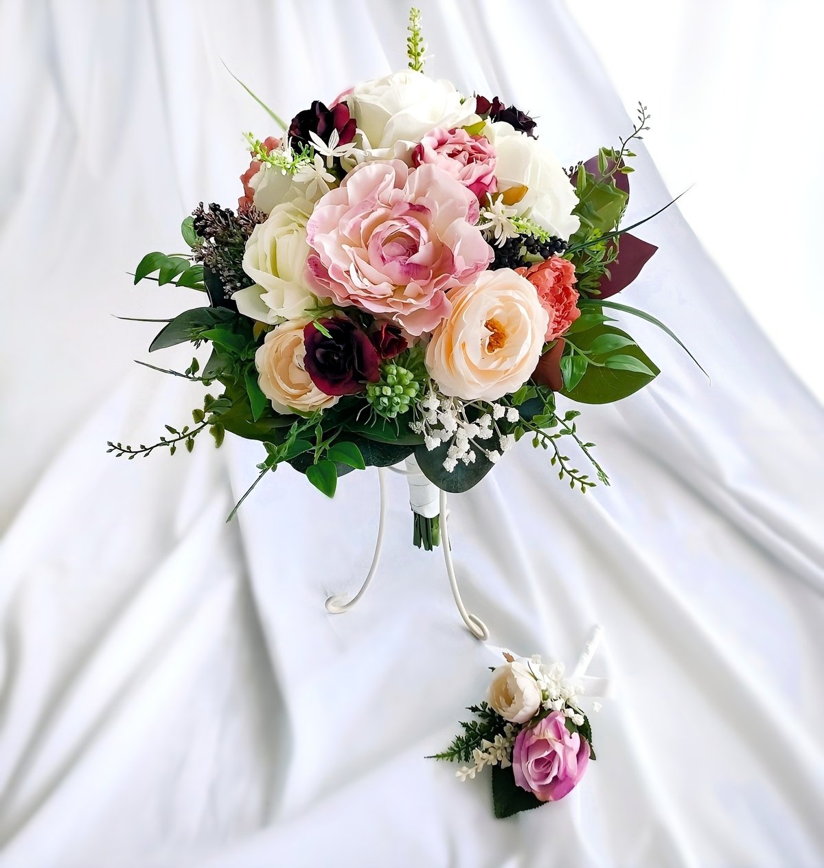 生花に見える】白 モーブピンク系 バーガンディ 薔薇 ミックスローズ