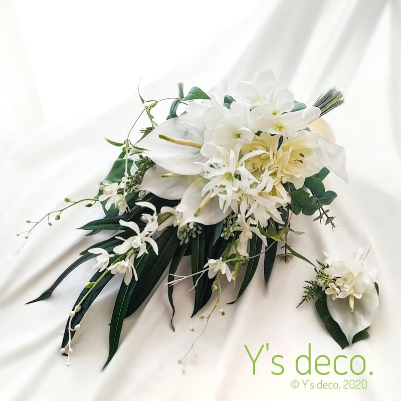 アーティフィシャルフラワー ブーケ　チューリップ胡蝶蘭　　ブートニア無料 アーティフィシャルフラワー ブーケ チューリップ胡蝶蘭 ブートニア