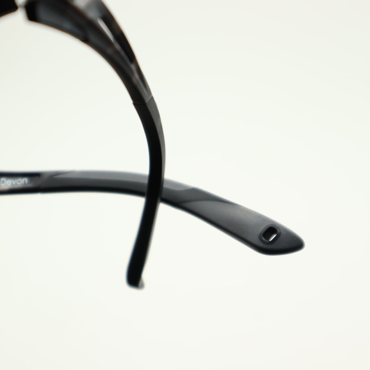 Zeque by ZEAL OPTICS (ゼクーバイジールオプティクス) Devon Zeque by ZEAL OPTICS (ゼクーバイジールオプティクス) Devon