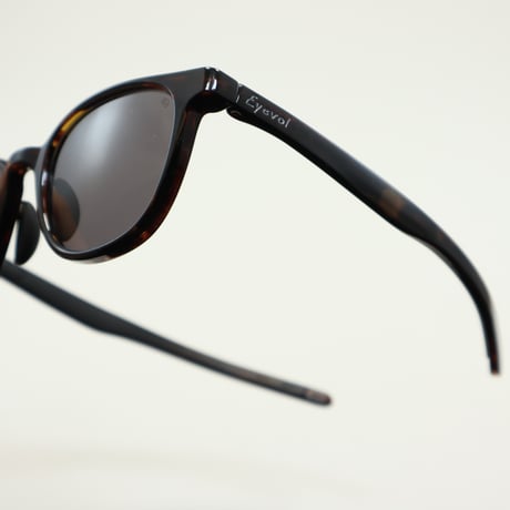 Eyevol アイヴォル MILBURN (51) ミルバーン(51) / DM-DG
