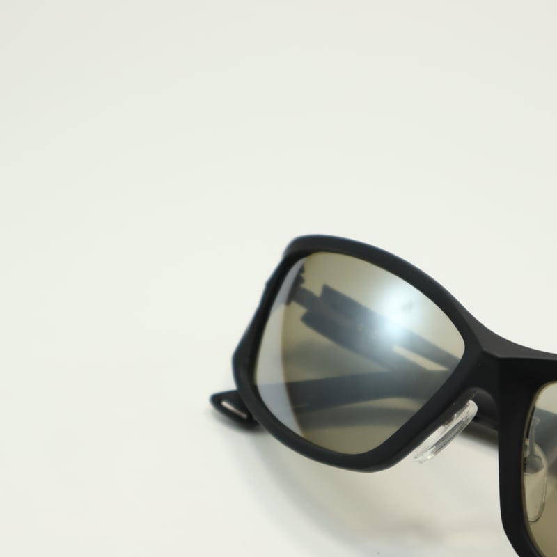 Zeque by ZEAL OPTICS (ゼクーバイジールオプティクス) STELTH Zeque by ZEAL OPTICS (ゼクーバイジールオプティクス) STELTH