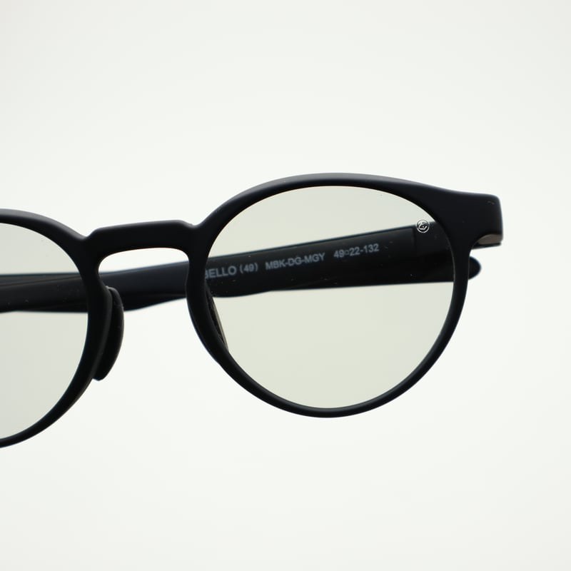 Eyevol BELLO サングラス ダークグレー 49-22-132