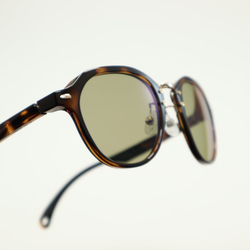 美品❣️ヨサ テラウェア オープンネック LL セール価格]TREND SUNGLASSES/紫外線カット率99.9%以上（ZY212G07-49E1