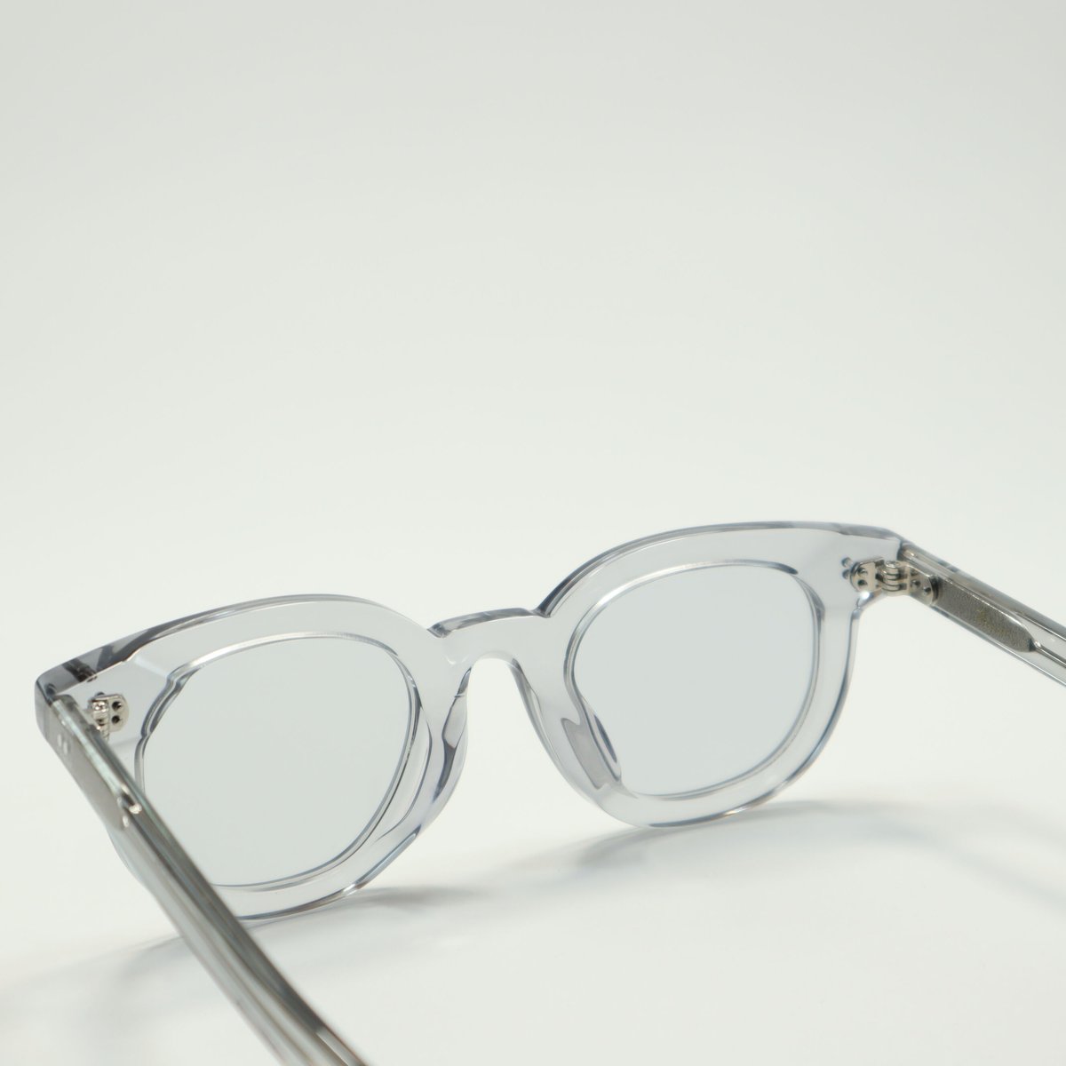 Few by NEW. F15　クリアグレー Few by NEW. フューバイニュー / F15 c-2 clear grey | メガネ