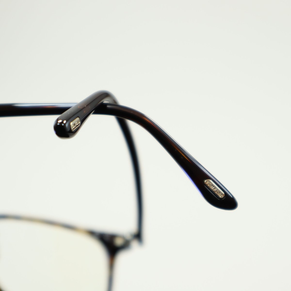 TOM FORD トムフォード TF5852-D-B 052 | メガネのクギミヤ