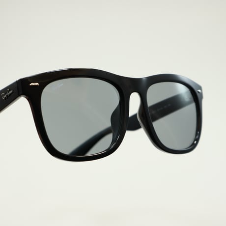 Ray-Ban レイバン RB4260D 601/1