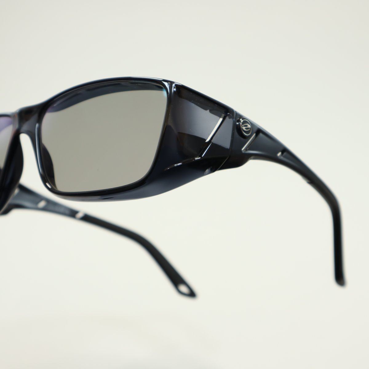 ZEQUE OPA サングラス NEO BLACK ZEQUE OPA サングラス NEO BLACK 【公式通販】